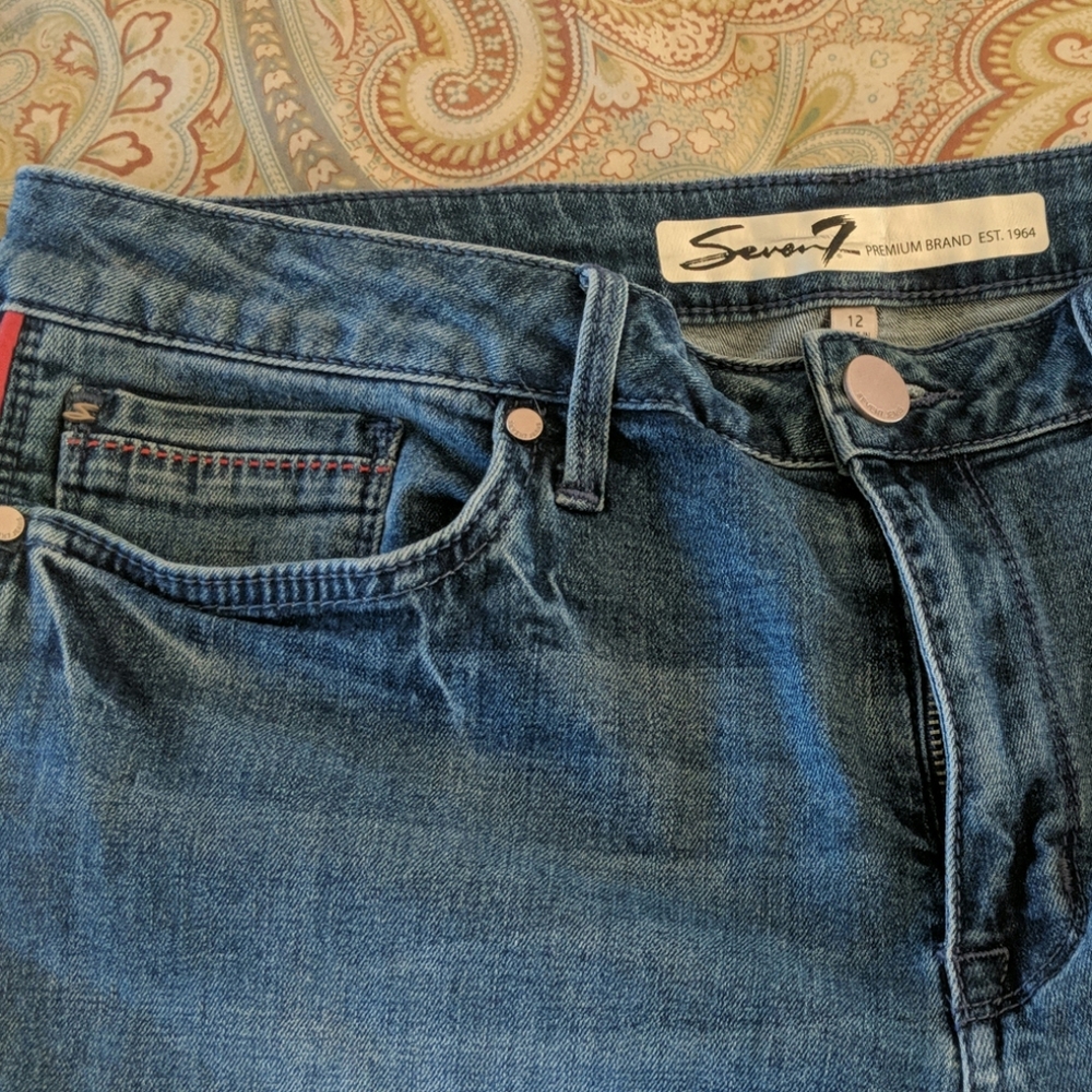 Seven jeans